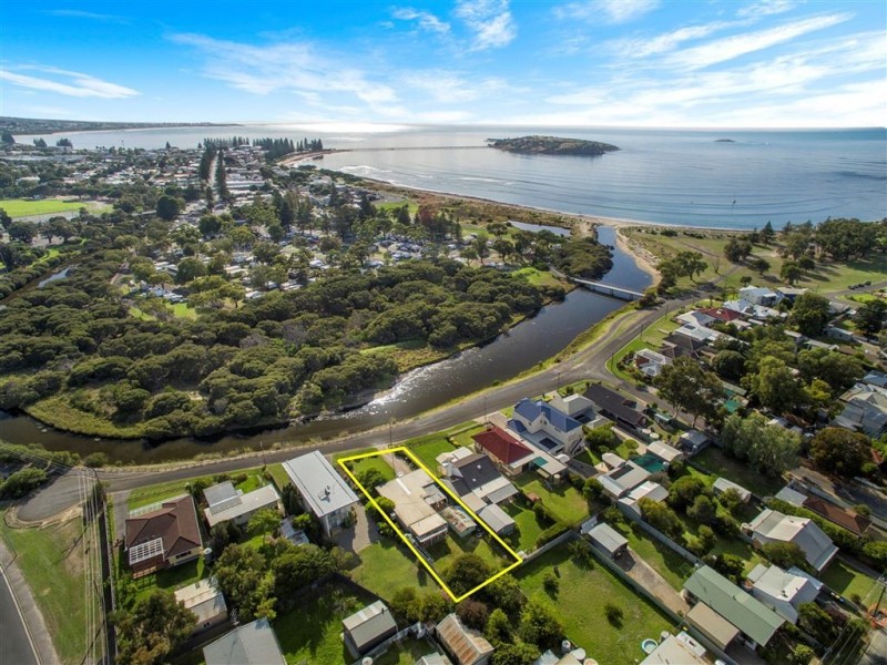 4 Kent Drive, Victor Harbor SA 5211