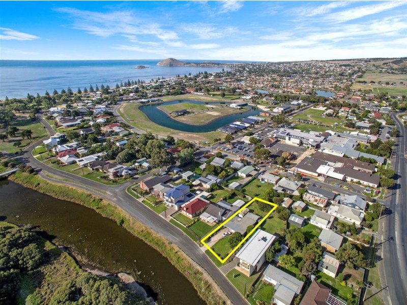 4 Kent Drive, Victor Harbor SA 5211