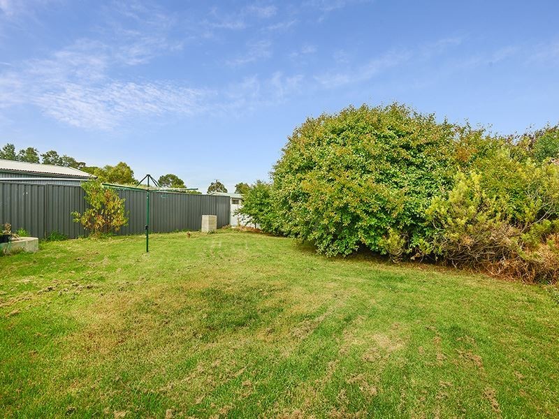 4 Kent Drive, Victor Harbor SA 5211