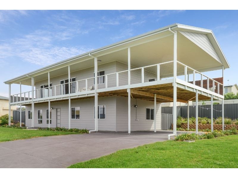 16 Chapman Road, Middleton SA 5213