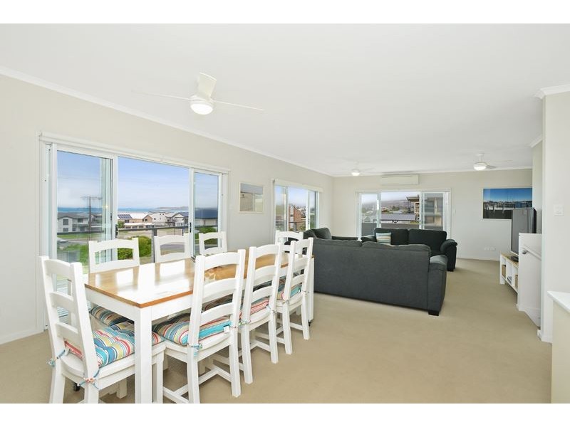 16 Chapman Road, Middleton SA 5213