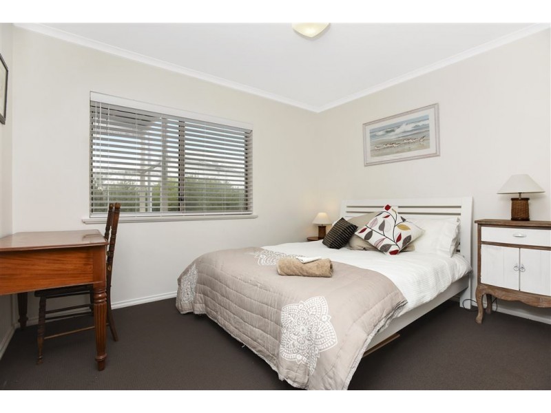 11 England Avenue, Port Elliot SA 5212