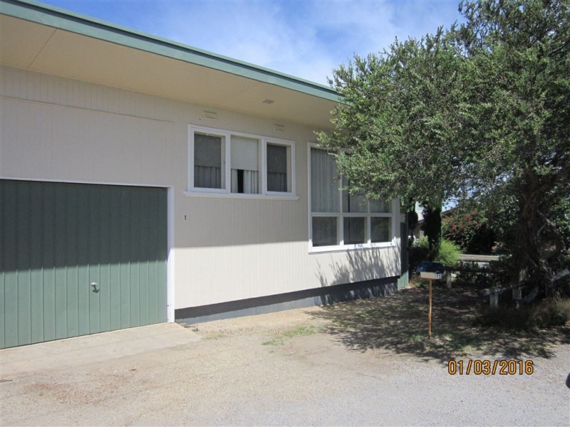 1/3 Barbara Street, Port Elliot SA 5212