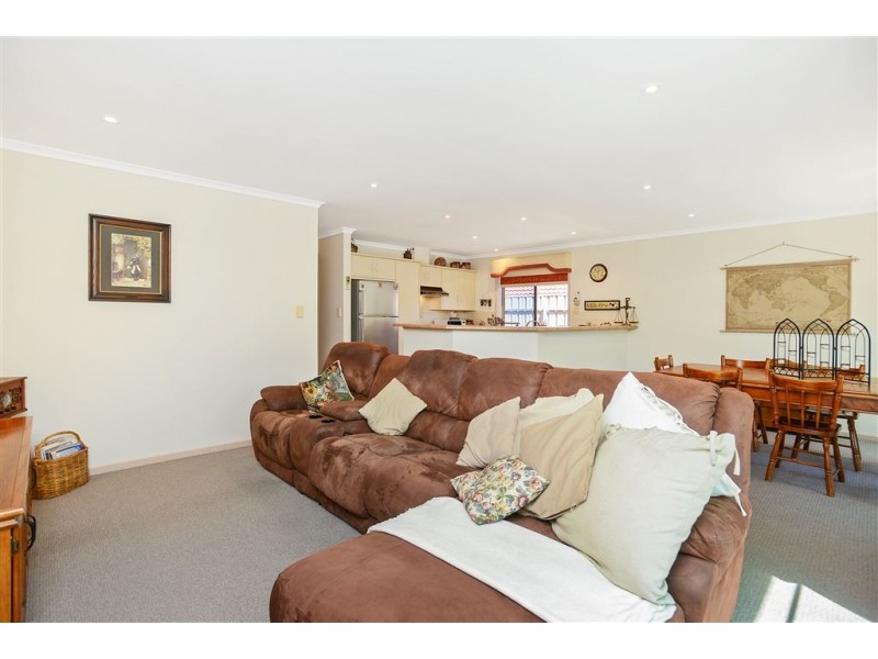 5A Agnes Gillespie Drive, Hayborough SA 5211