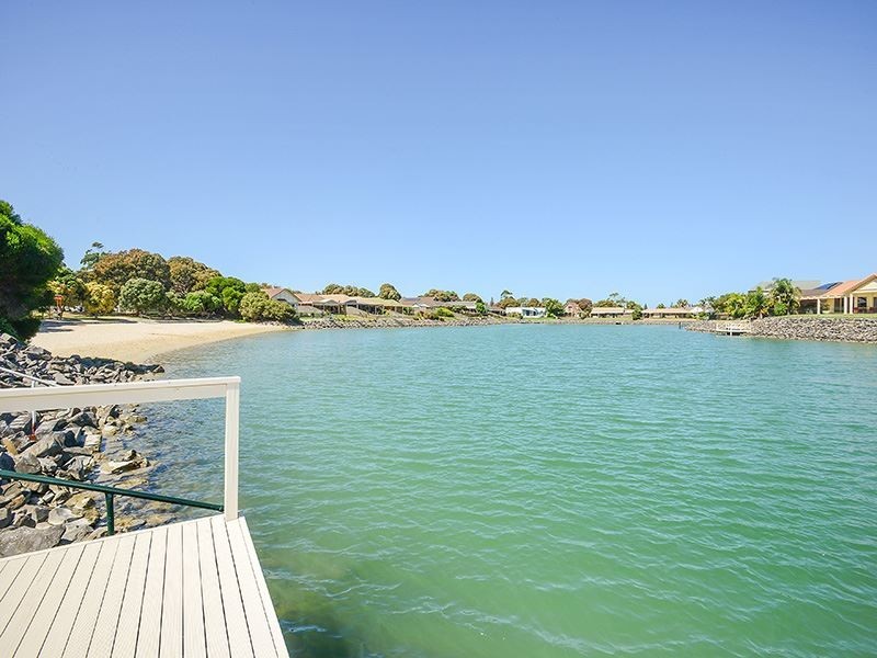 3 Matthew Flinders Drive, Encounter Bay SA 5211