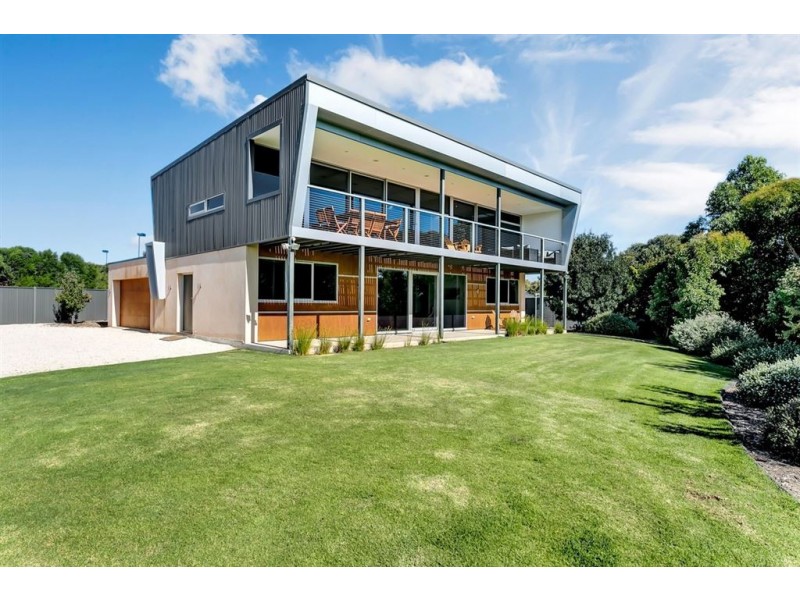 4 Stock Drive, Port Elliot SA 5212