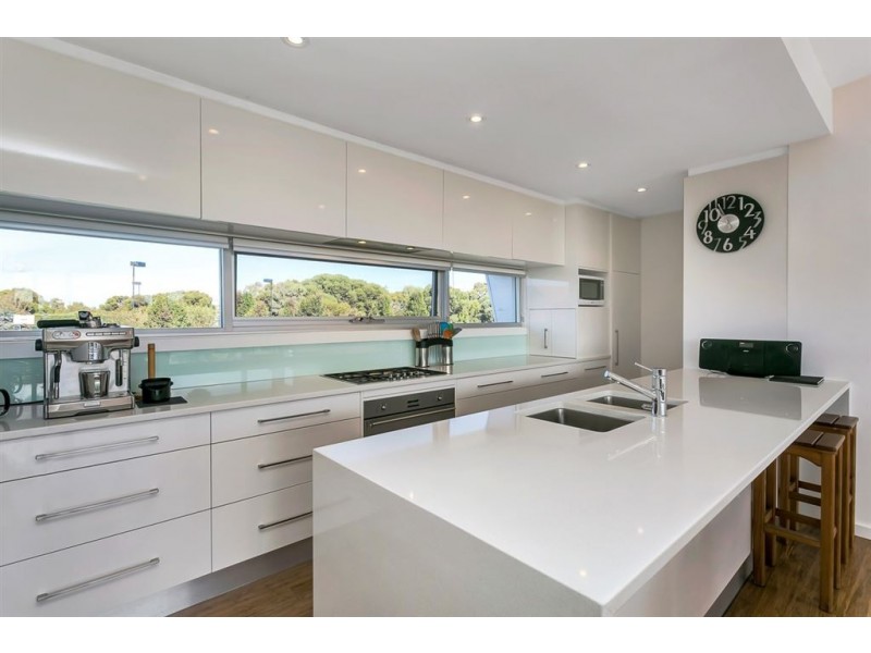 4 Stock Drive, Port Elliot SA 5212