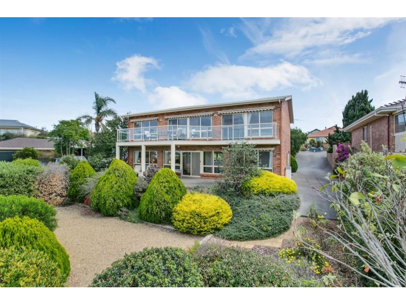 56 Dodson Road, Encounter Bay SA 5211