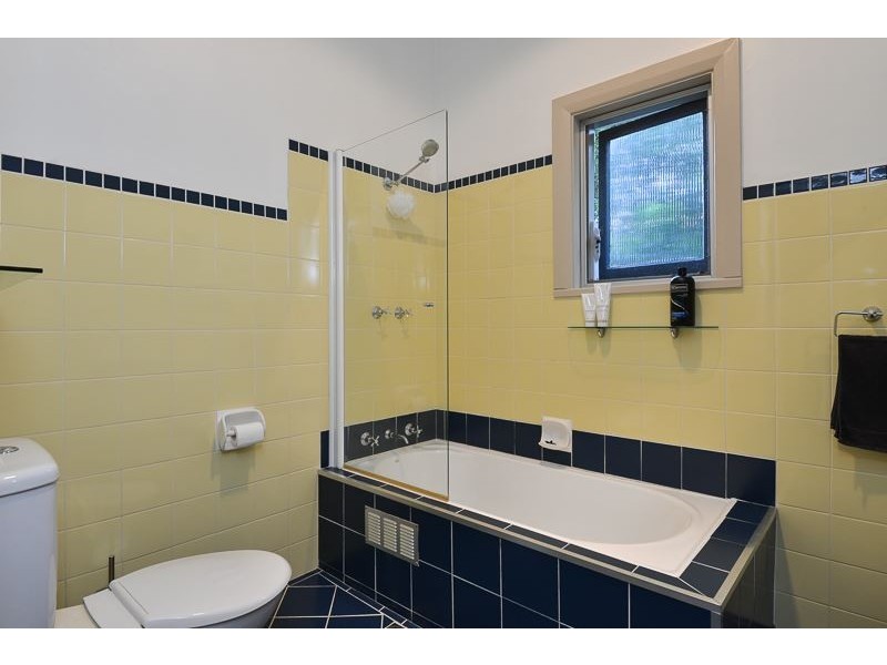 28 Graham Street, Victor Harbor SA 5211
