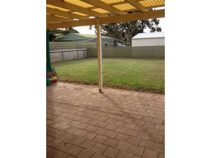 21 Sutherland Ave, Hayborough SA 5211
