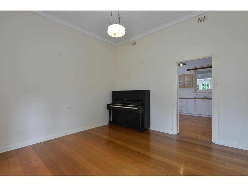 23 The Parkway, Victor Harbor SA 5211