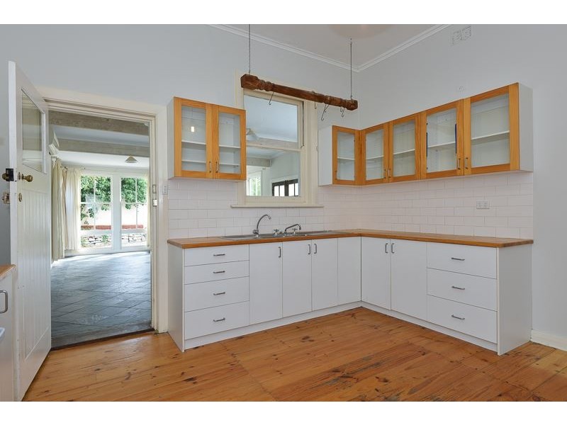 23 The Parkway, Victor Harbor SA 5211