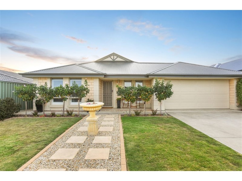 30 Rymill Avenue, Encounter Bay SA 5211