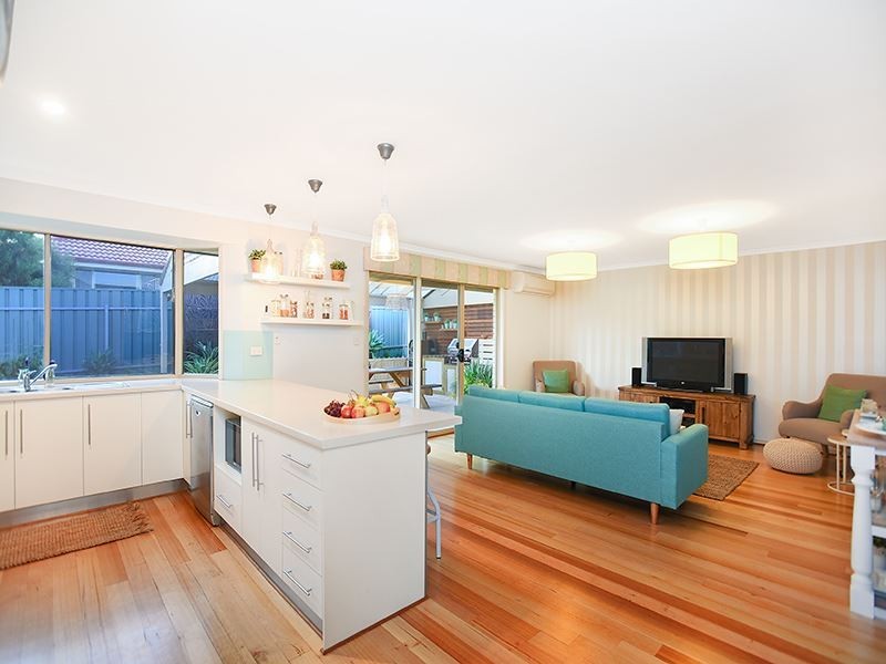 30 Rymill Avenue, Encounter Bay SA 5211