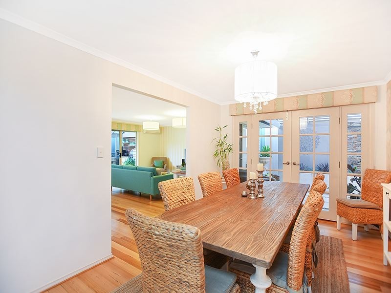 30 Rymill Avenue, Encounter Bay SA 5211