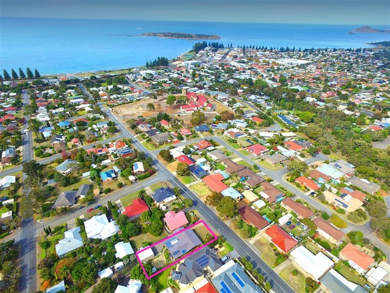 56 Renown Avenue, Victor Harbor SA 5211