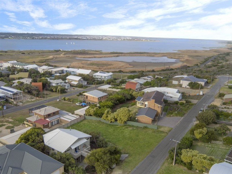 14 Sir George Ritchie Avenue, Goolwa South SA 5214