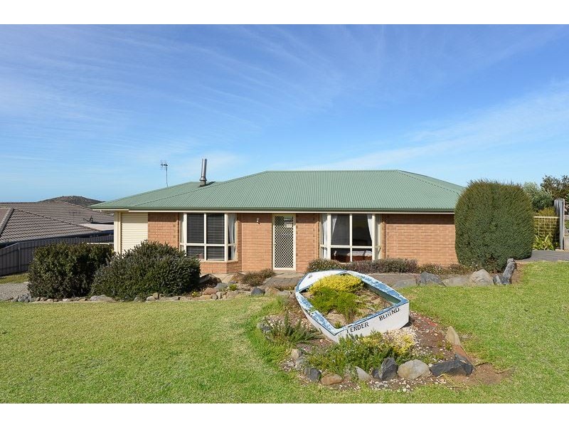 11 Orca Place, Encounter Bay SA 5211