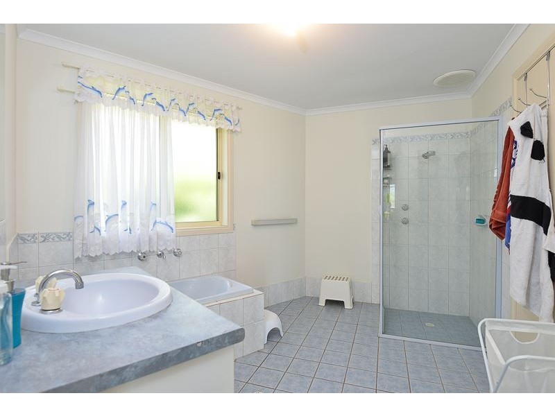 11 Orca Place, Encounter Bay SA 5211