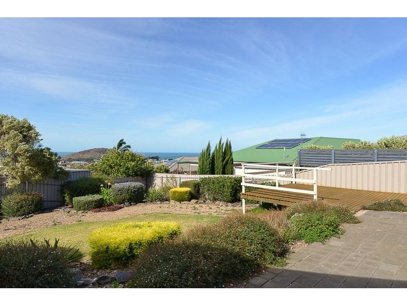 11 Orca Place, Encounter Bay SA 5211