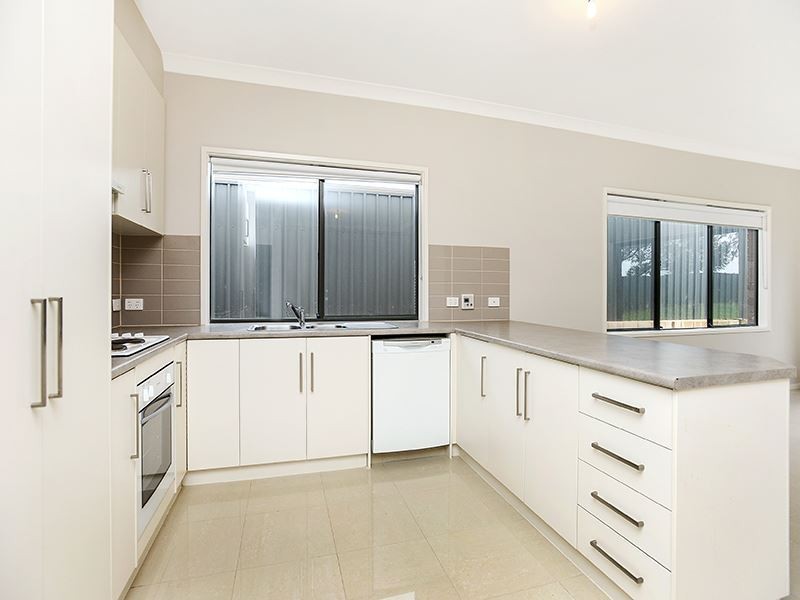 7 Sweetman Avenue, Encounter Bay SA 5211