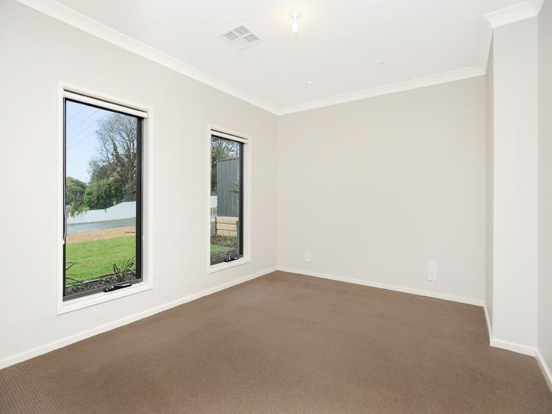 7 Sweetman Avenue, Encounter Bay SA 5211