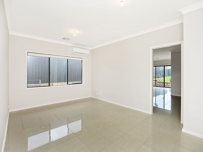 7 Sweetman Avenue, Encounter Bay SA 5211