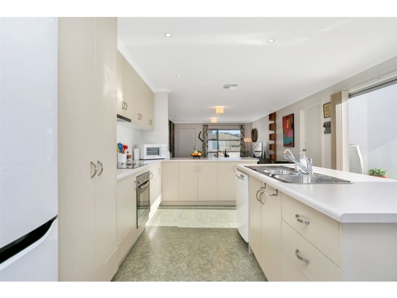 53 Stone Hut Circuit, Encounter Bay SA 5211
