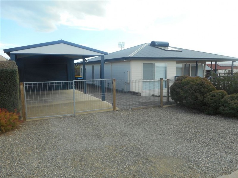 8 Gordon Street, Goolwa Beach SA 5214