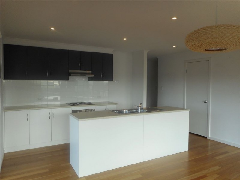 8 Gordon Street, Goolwa Beach SA 5214