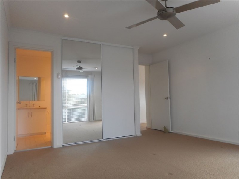 8 Gordon Street, Goolwa Beach SA 5214