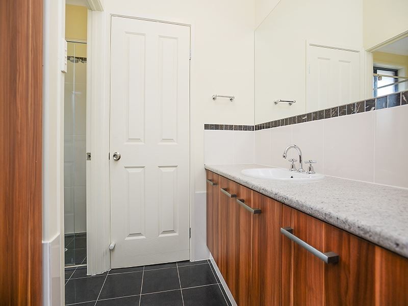 107 Excelsior Parade, Hindmarsh Island SA 5214