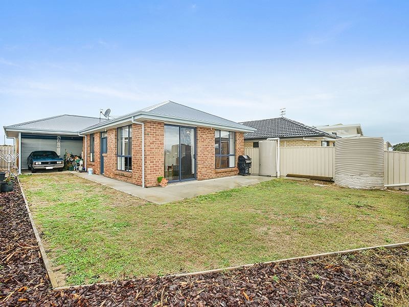 107 Excelsior Parade, Hindmarsh Island SA 5214