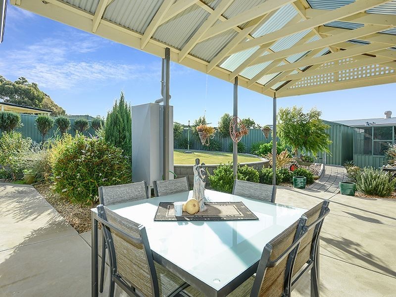 28 Tripp Street, Encounter Bay SA 5211