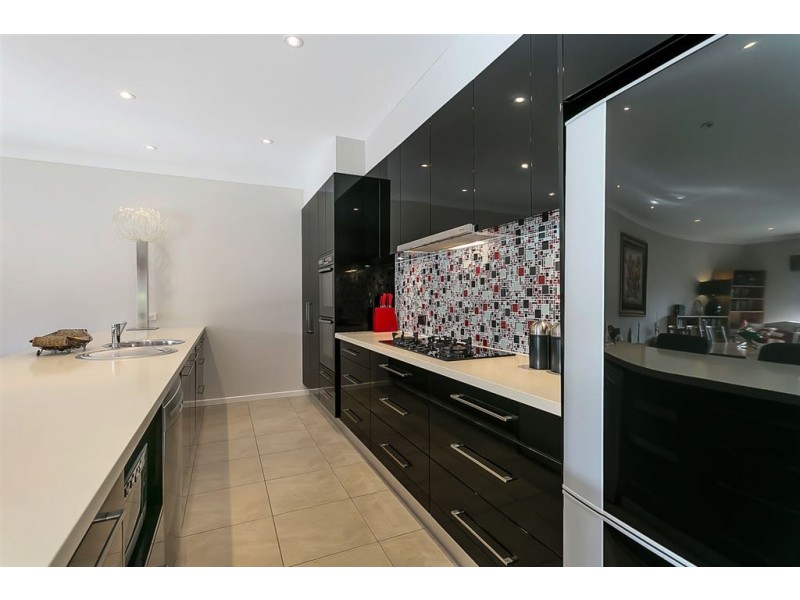 54 Hill Street, Victor Harbor SA 5211