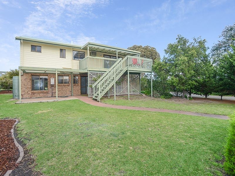 31 Dundalk Avenue, Mccracken SA 5211