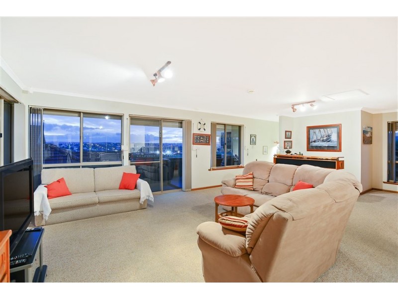 13 Trigg Street, Port Elliot SA 5212