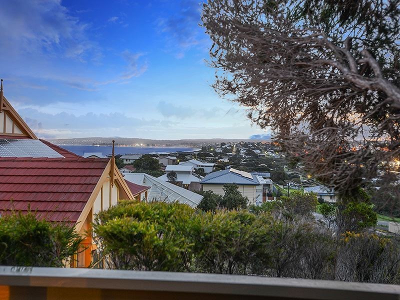 13 Trigg Street, Port Elliot SA 5212