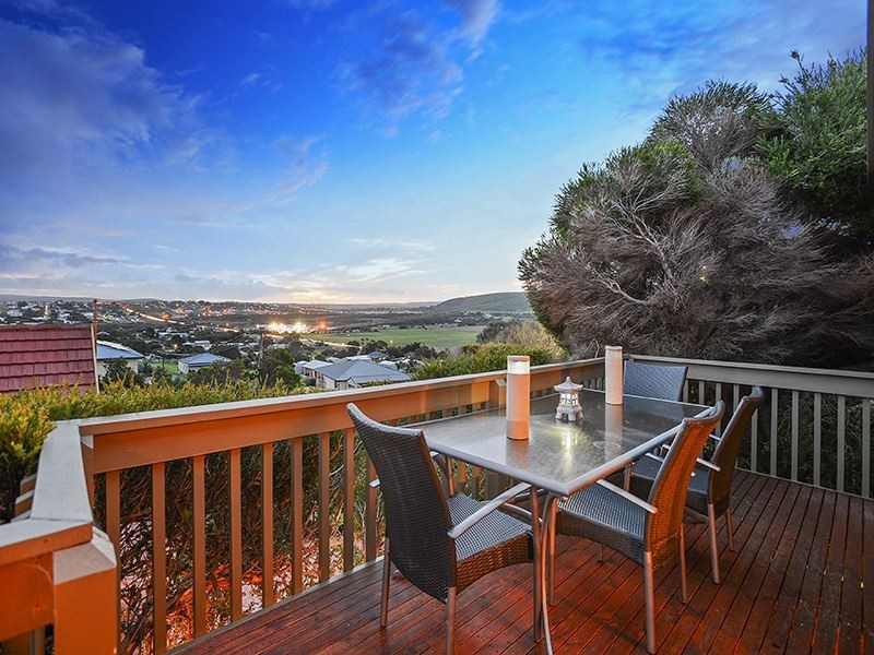 13 Trigg Street, Port Elliot SA 5212