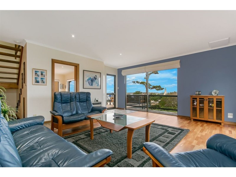 16 Adare Avenue, Mccracken SA 5211