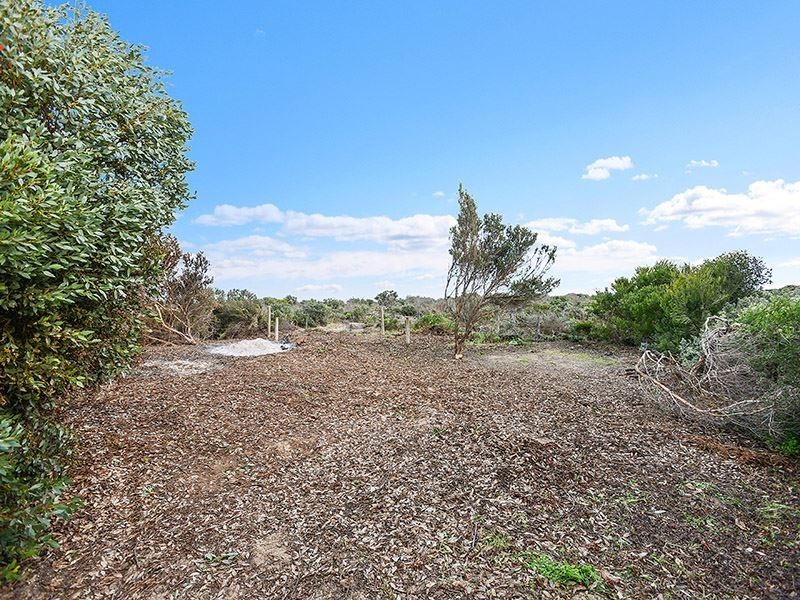 35 Newell Avenue, Middleton SA 5213