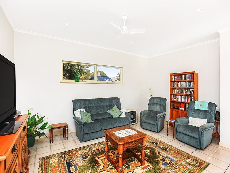2 Chrystal Street, Goolwa SA 5214