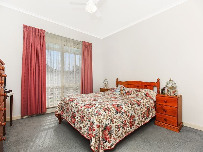 2 Chrystal Street, Goolwa SA 5214