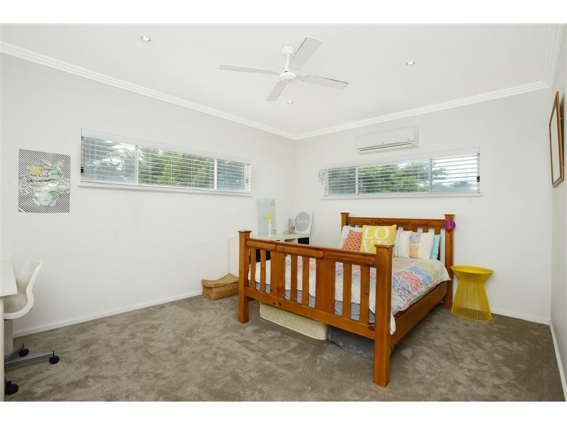 8 Charles Street, Middleton SA 5213