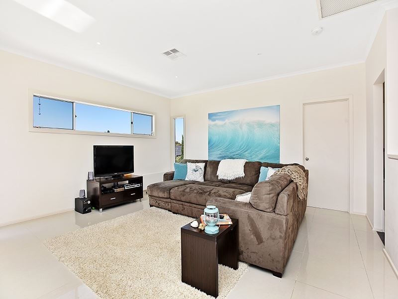 10 Lawrence Street, Goolwa North SA 5214
