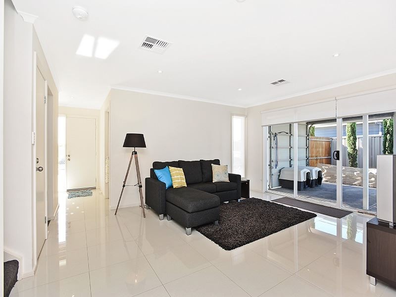10 Lawrence Street, Goolwa North SA 5214