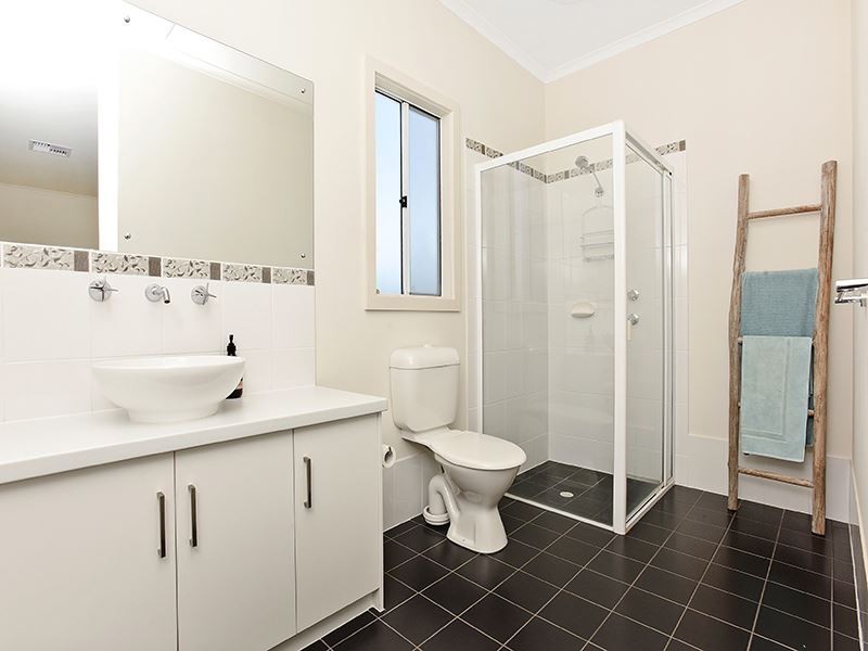 10 Lawrence Street, Goolwa North SA 5214
