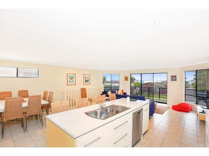 9B Giles Street, Encounter Bay SA 5211