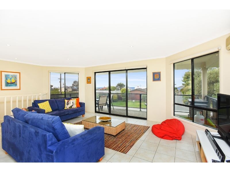 9B Giles Street, Encounter Bay SA 5211