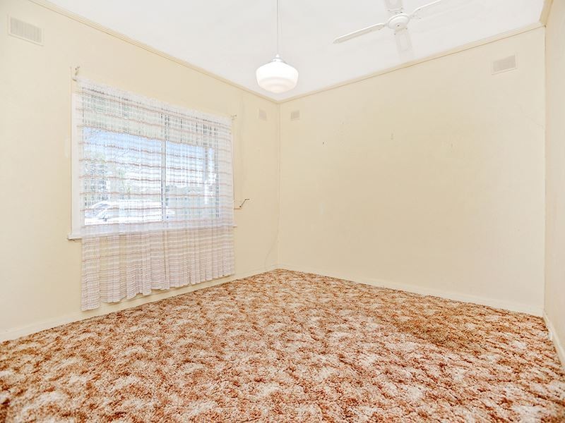 4 Granite Street, Victor Harbor SA 5211